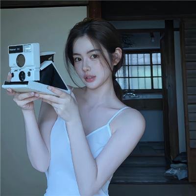 当我们仰望天空时看见什么？